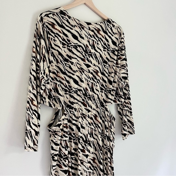 NWT Torrid Maxi Studio Knit Midi Dress Watercolor Zebra Tan Brown Orange Size 2X - Picture 8 of 14
